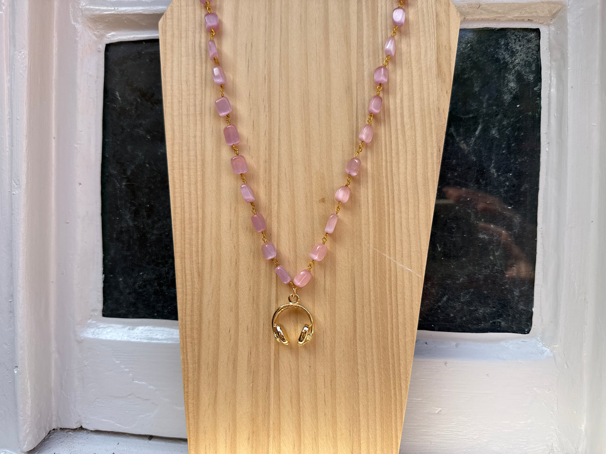 Short pink headphone necklace