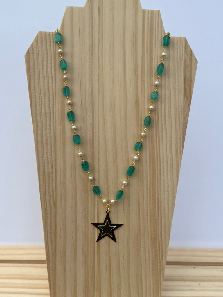 Green and pearl long star necklace